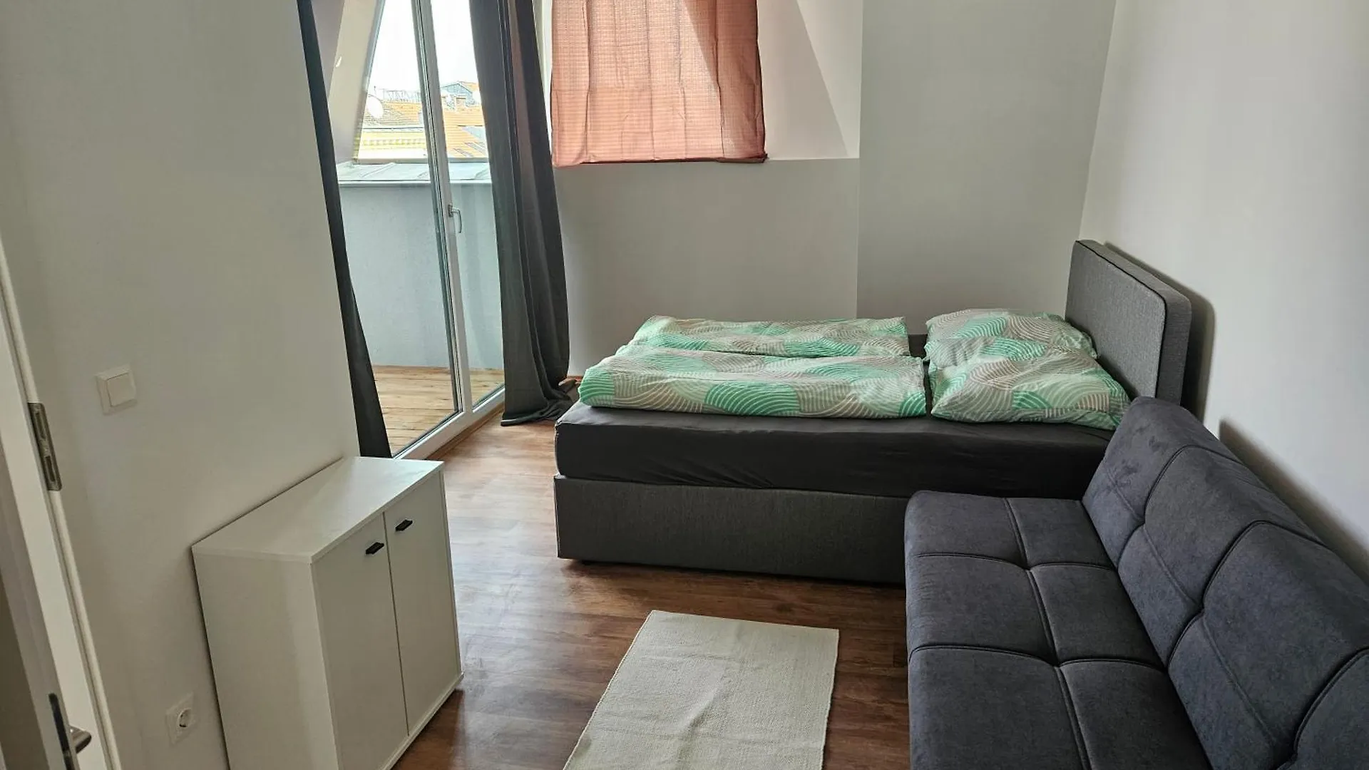 Corner Rooftop Apartment 24 Wiedeń Austria